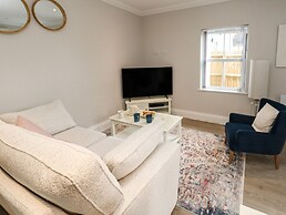 3 Compass Point