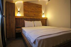 Kaya Hotel SAW