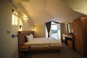 Kaya Hotel SAW