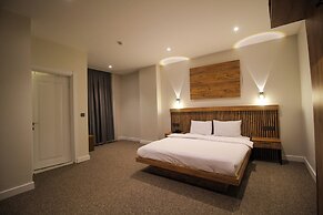 Kaya Hotel SAW