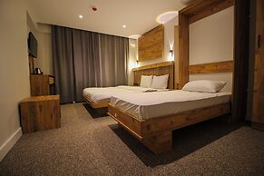 Kaya Hotel SAW
