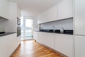 3 Bed Flat by Limehouse Basin