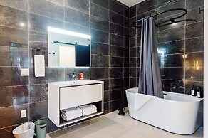 Perth County Inn