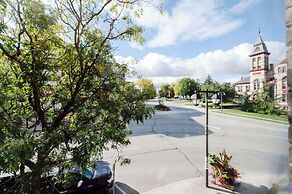 Perth County Inn