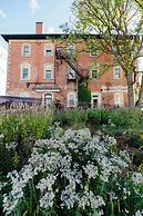 Perth County Inn