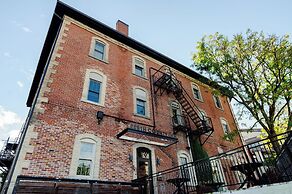 Perth County Inn