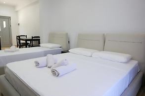 Lux Apartments
