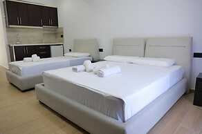 Lux Apartments