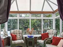 Shiralee Holiday Home