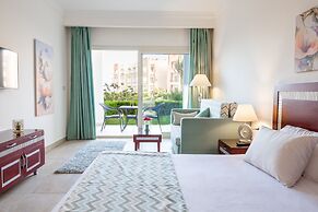 Oyster Bay Beach Suites