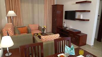 Oyster Bay Beach Suites