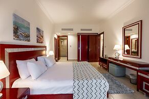 Oyster Bay Beach Suites