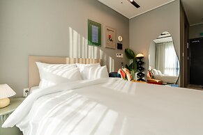 Radiant Nampo Hotel