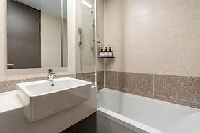 Radiant Nampo Hotel