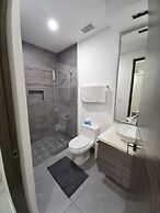 Hollywood Apartment