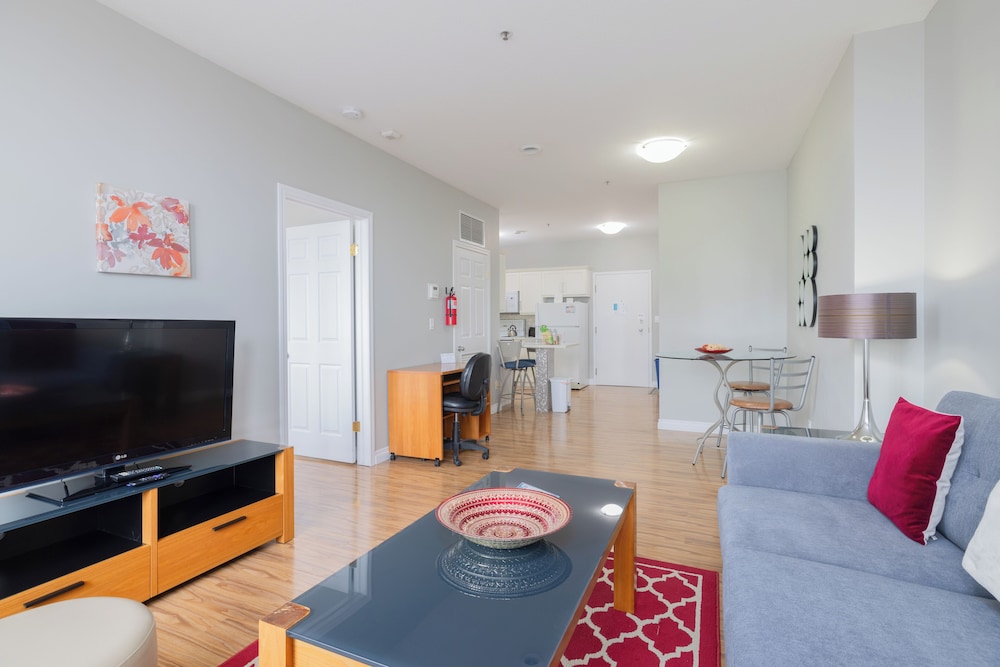 Obasa Suites At The Hamilton
