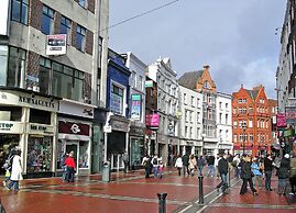 CITY CENTRE 1BR SUITE APT IN DUBLIN-2