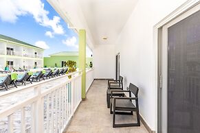 Ocean Breeze Resort