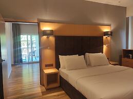 Padmini Resorts