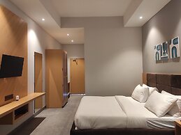 Padmini Resorts
