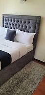 Lux Suites Marcus Garden Apartments
