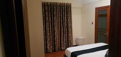 Lux Suites Marcus Garden Apartments