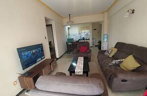 Lux Suites Marcus Garden Apartments