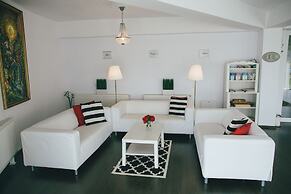 YOUness WELLness Clinic & Retreat