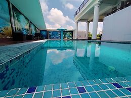 Sambhabana Hotel & Suites
