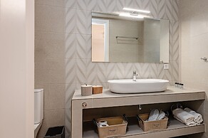 AMINA APARTMENTS