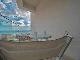 Two bedroom Apartment with sea view Jake