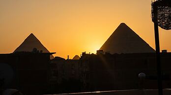 King Badr pyramids inn