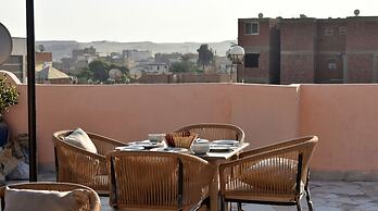 King Badr pyramids inn