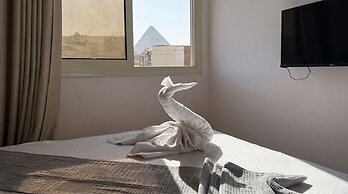 King Badr pyramids inn