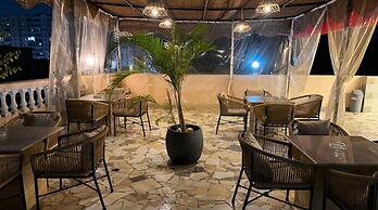 King Badr pyramids inn