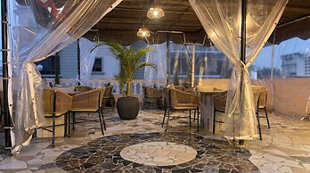 King Badr pyramids inn