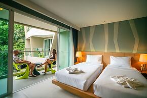 Mad Monkey Phuket