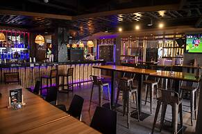 Mad Monkey Phuket