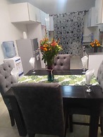 Lux Suites Silver Habor  Apartments