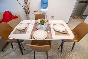 Lux Suites Silver Habor  Apartments