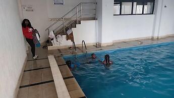 Lux Suites Silver Habor  Apartments