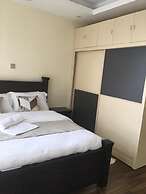Lux Suites Silver Habor  Apartments