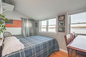 Quiet Plymouth Cottage on Great South Pond!