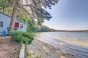 Quiet Plymouth Cottage on Great South Pond!