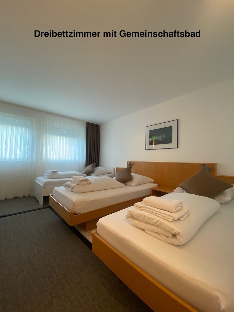 Elha Hotel