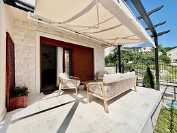 Villa Serenity