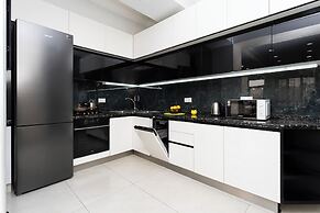 Stay Inn on 33.1 Mashtots Ave.