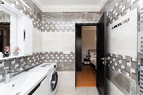 Stay Inn on 33.1 Mashtots Ave.