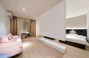 Heli Hotel