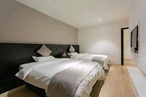 Heli Hotel